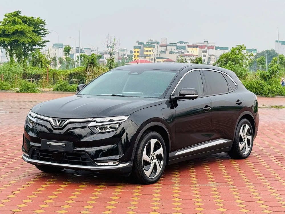 Chào Bán VF8 ECO 2023 Pin CATL