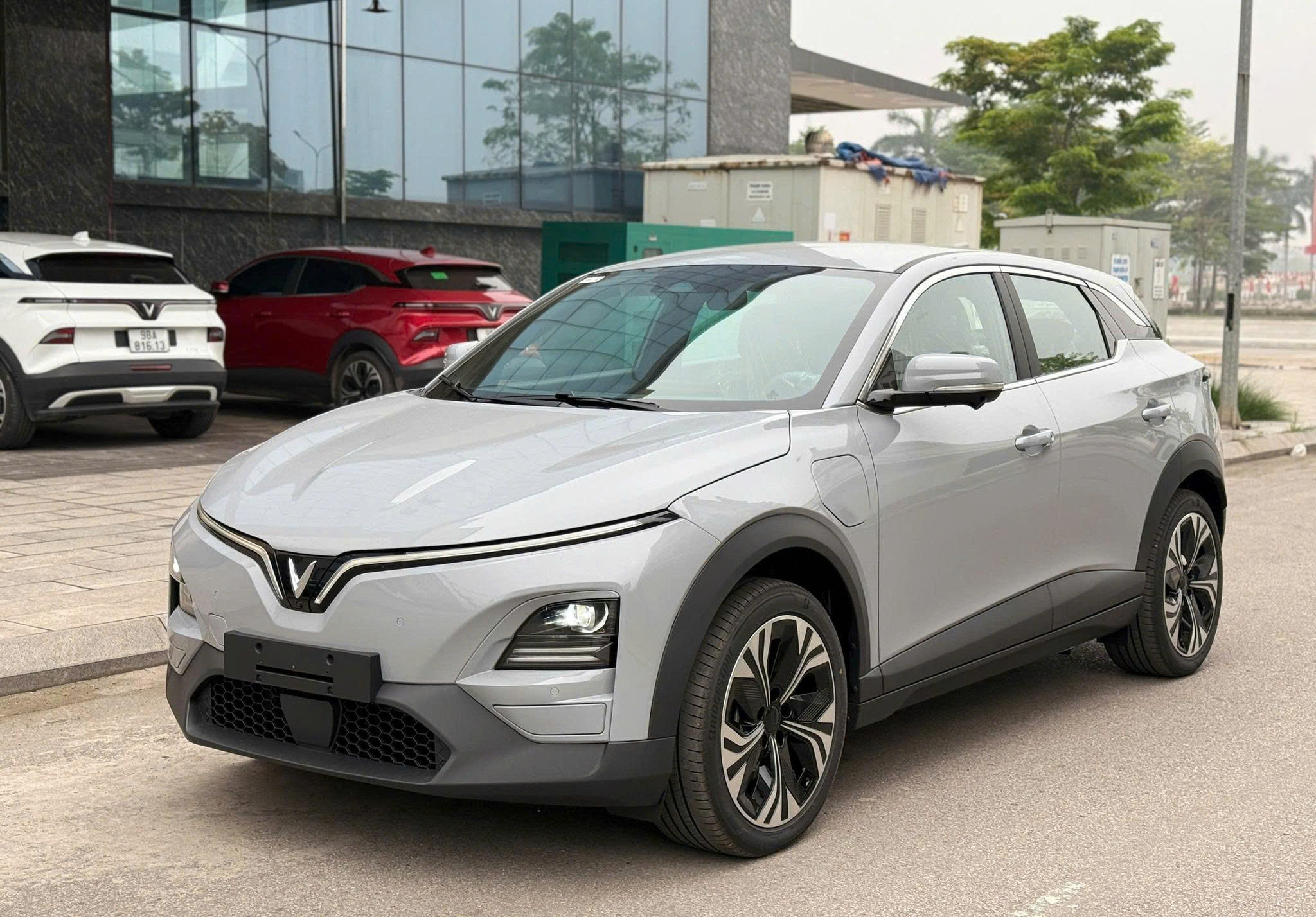 CHO THUÊ XE VF6 THEO NGÀY / TUẦN